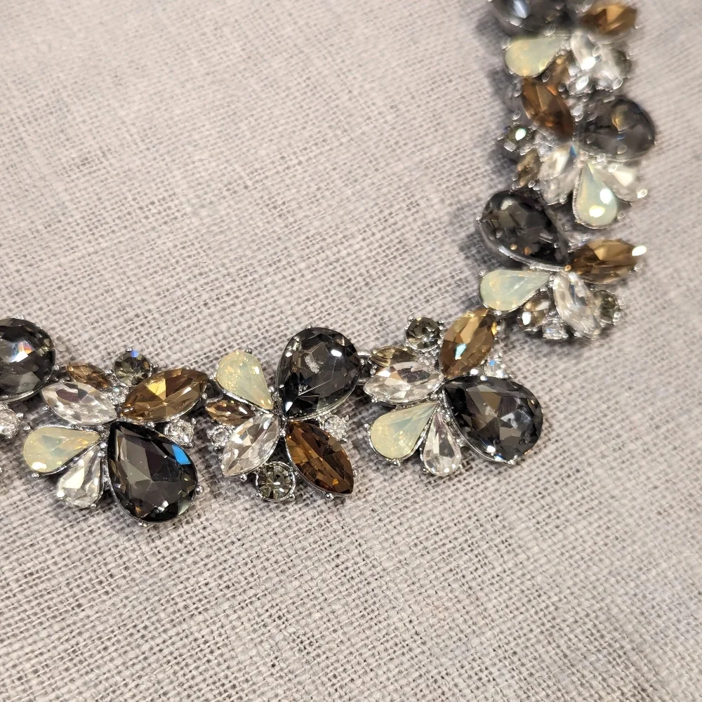 🔥Ann Taylor Necklace Sparkly Smokey Rhinestone Silver Tone Statement - Picture 6 of 9